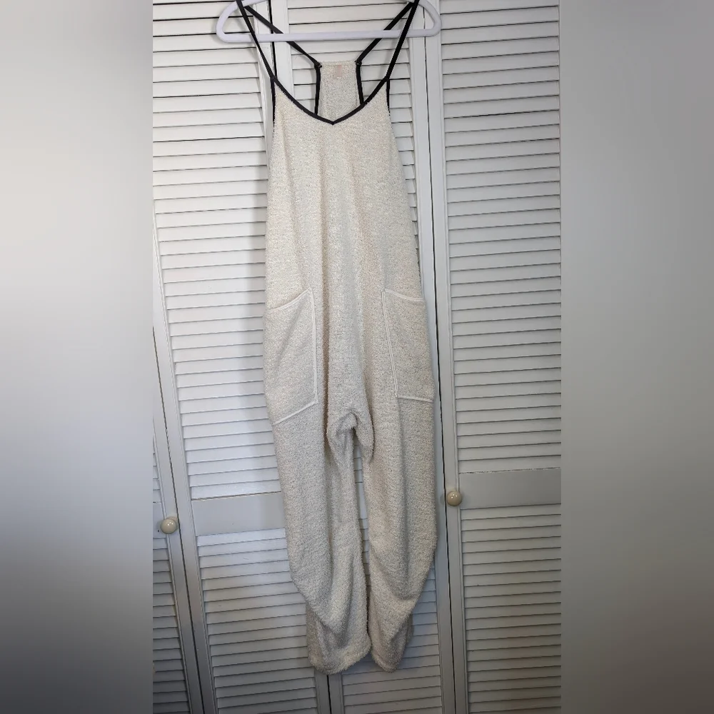 FREE PEOPLE Hot Shot Cuddle Up Fleece Onesie In White Size XS